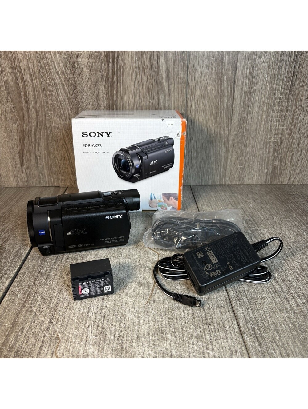Sony FDR-AX33 4K Handycam Camcorder 20.6MP w/ Battery Charger Cables & Box